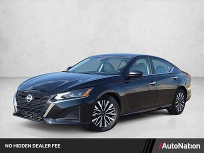 Used 2025 Nissan Altima 2.5 SV