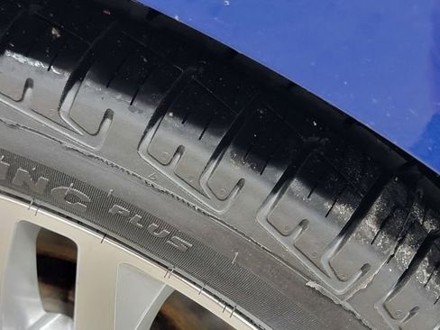 Used 2019 Chevrolet Equinox Premier image 10