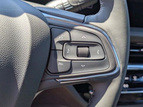 New 2025 Buick Envista Avenir image 21