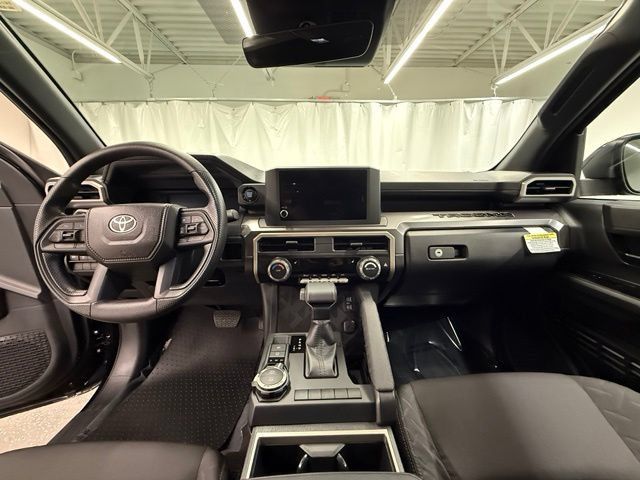 Certified 2026 Toyota Tacoma SR5 AWD/4WD image 18