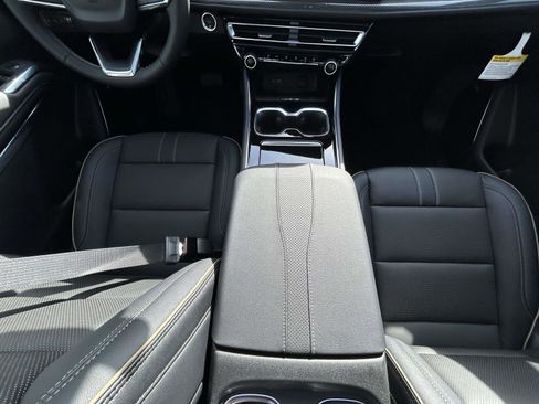 New 2026 Chevrolet Traverse High Country w/ LPO, Floor Liner Package image 13