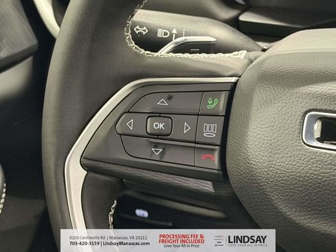 New 2025 Jeep Grand Cherokee Altitude AWD/4WD image 23