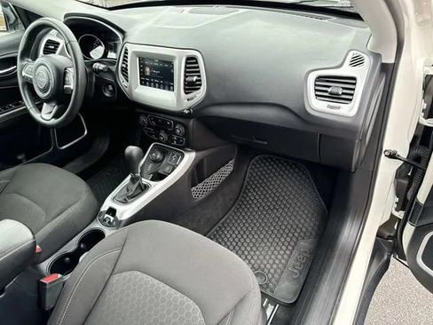 Used 2019 Jeep Compass Sport AWD/4WD image 26