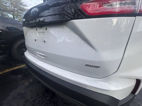Used 2023 Ford Edge SEL image 8