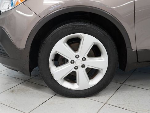 Used 2015 Buick Encore FWD image 18