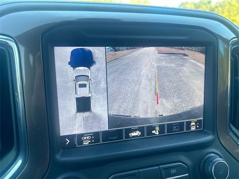 Used 2021 Chevrolet Silverado 1500 High Country w/ Technology Package image 21