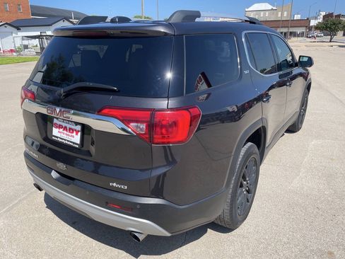 Used 2018 GMC Acadia SLT w/ LPO, Floor Liner Package AWD/4WD image 5