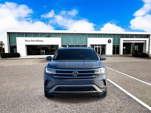 Used 2022 Volkswagen Atlas Cross Sport SE image 3