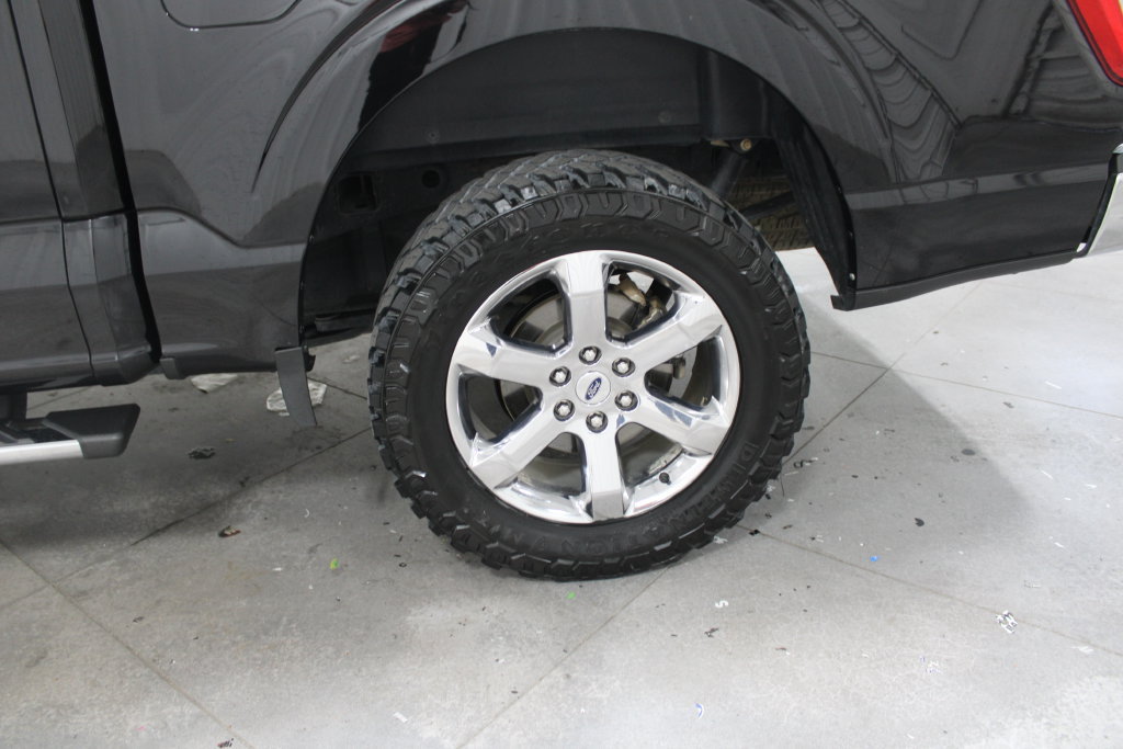 Used 2021 Ford F150 XLT w/ Equipment Group 302A High AWD/4WD image 16