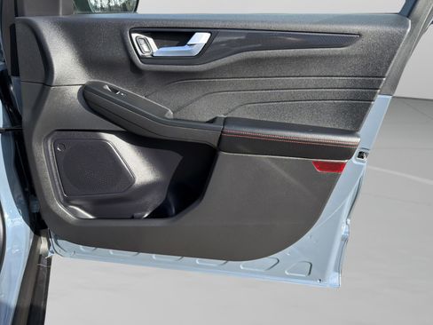 Used 2024 Ford Escape ST-Line w/ Tech Pack #1 image 28