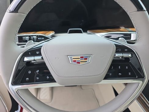 New 2026 Cadillac Escalade Platinum Sport w/ LPO, ONYX Package AWD/4WD image 19