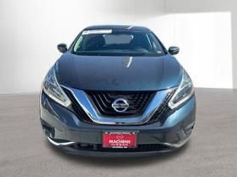 Used 2018 Nissan Murano S image 2