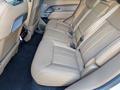 New 2026 Land Rover Range Rover Autobiography AWD/4WD image 15