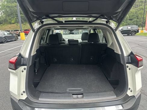Used 2023 Nissan Rogue SV w/ SV Premium B Package AWD/4WD image 23