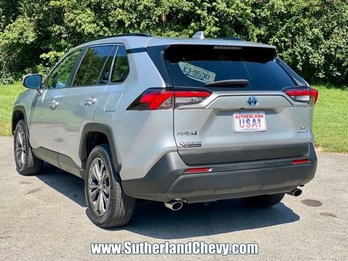 Used 2024 Toyota RAV4 XLE Premium w/ Weather Package AWD/4WD image 5
