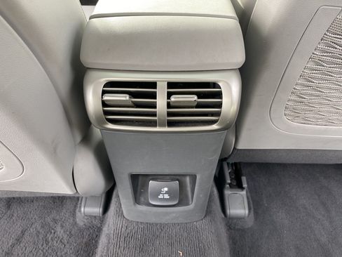 Used 2023 Hyundai Nexo Limited FWD image 21