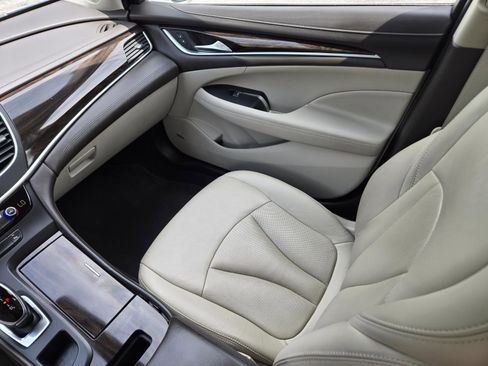 Used 2017 Buick LaCrosse Essence w/ Sun and Shade Package FWD image 18