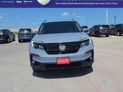 Used 2022 Honda Pilot Special Edition image 3