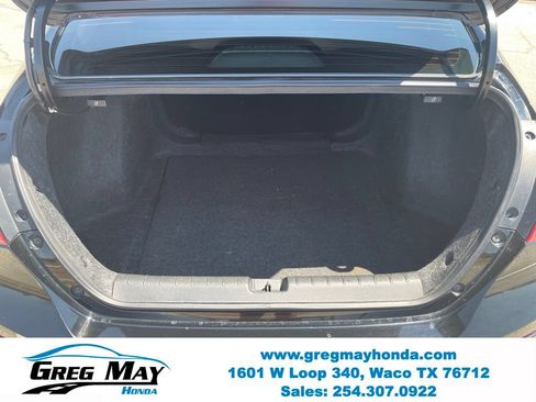 Used 2022 Honda Insight Touring image 6