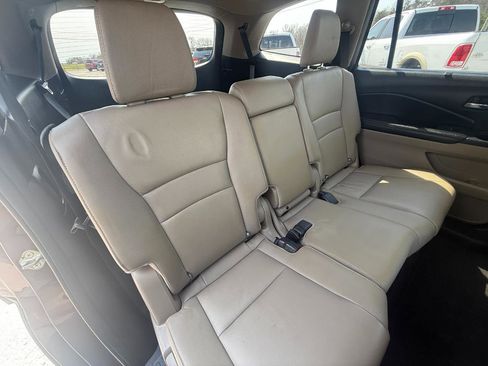 Used 2017 Honda Pilot EX-L image 8