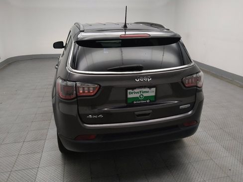 Used 2021 Jeep Compass Latitude w/ Convenience Group AWD/4WD image 6