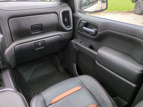 Used 2021 GMC Sierra 1500 AT4 AWD/4WD image 16