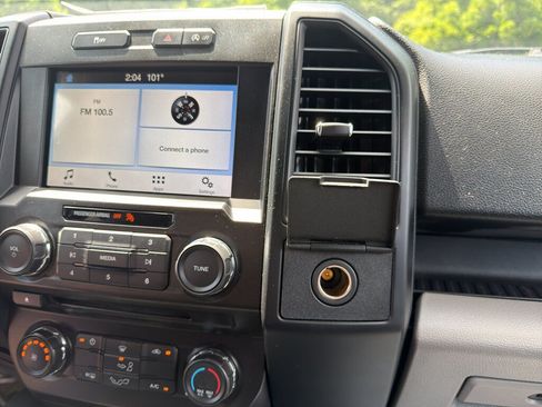 Used 2018 Ford F150 XL w/ Equipment Group 101A Mid AWD/4WD image 22