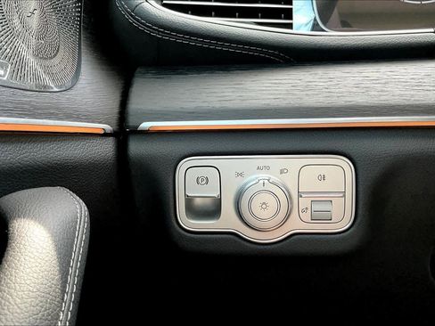 New 2026 Mercedes-Benz GLS 450 4MATIC image 13
