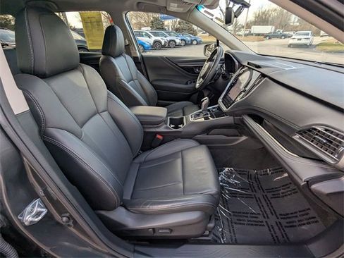 Used 2022 Subaru Outback Limited image 24