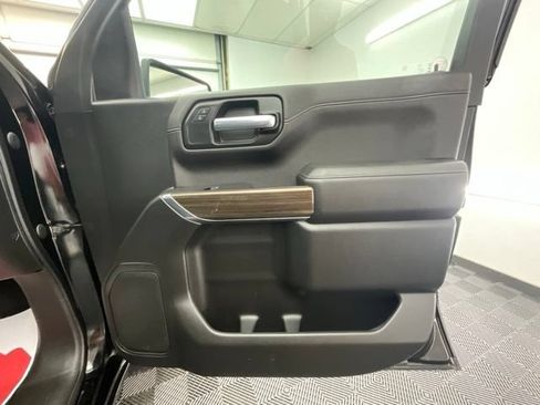 Used 2021 Chevrolet Silverado 1500 LT w/ LPO, Dark Essentials Package AWD/4WD image 15