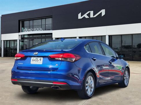 Used 2017 Kia Forte S w/ S Technology Package image 5