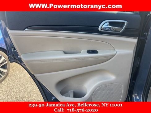 Used 2021 Jeep Grand Cherokee Limited w/ Luxury Group II image 29