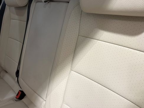 Used 2010 Volkswagen Jetta TDI image 25