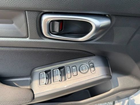 Certified 2025 Honda Civic Sport image 16