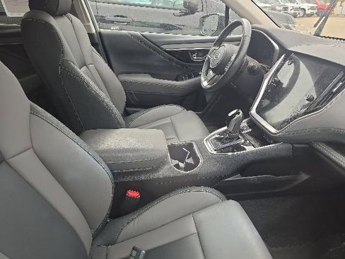 Used 2023 Subaru Outback Onyx Edition AWD/4WD image 4