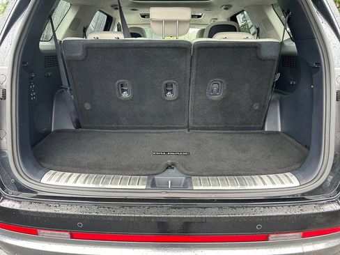 Used 2023 Hyundai Palisade Calligraphy image 24