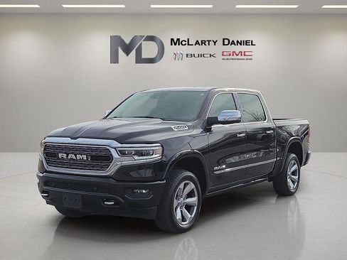 Used 2020 RAM 1500 Limited image 2