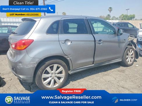 Used 2013 Mitsubishi Outlander Sport SE FWD image 4