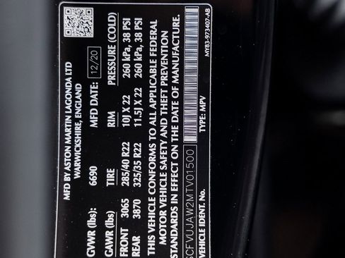 Used 2021 Aston Martin DBX image 59