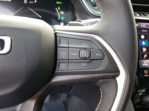 Used 2024 Jeep Grand Cherokee Limited 4xe AWD/4WD image 24