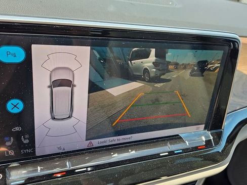 New 2026 Volkswagen Atlas SE image 21