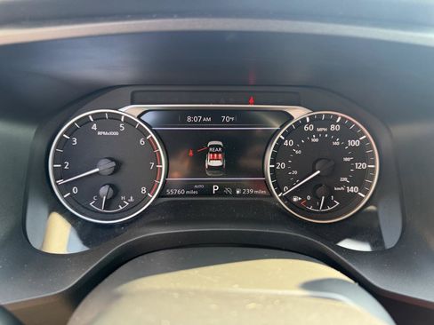 Used 2025 Nissan Rogue SV AWD/4WD image 25