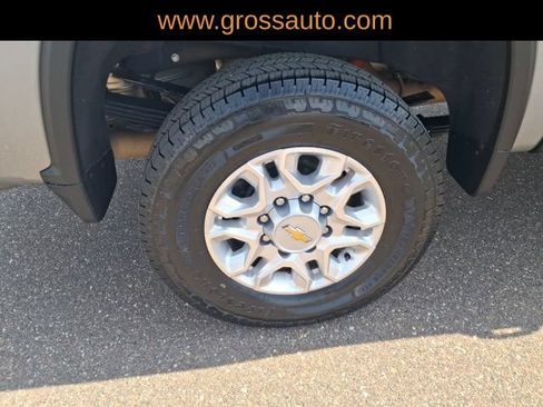 Used 2024 Chevrolet Silverado 2500 LTZ w/ LTZ Convenience Package AWD/4WD image 10