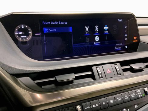 Used 2021 Lexus ES 350 F Sport w/ Special Edition FWD image 6