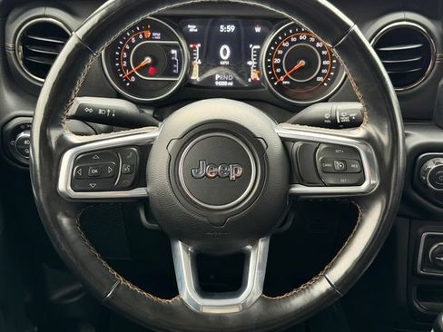 Used 2021 Jeep Gladiator Overland AWD/4WD image 27