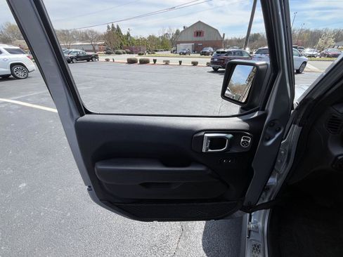 Used 2020 Jeep Wrangler Unlimited Rubicon image 7