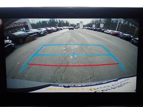 Certified 2026 Toyota Sienna XLE Woodland Edition image 27