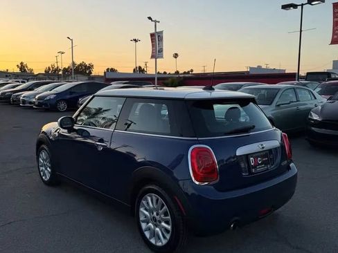 Used 2015 MINI Cooper 2-Door Hardtop image 4
