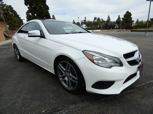 Used 2014 Mercedes-Benz E 350 4MATIC Coupe image 16