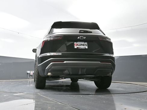 New 2026 Chevrolet Equinox ACTIV w/ Convenience Package III image 51